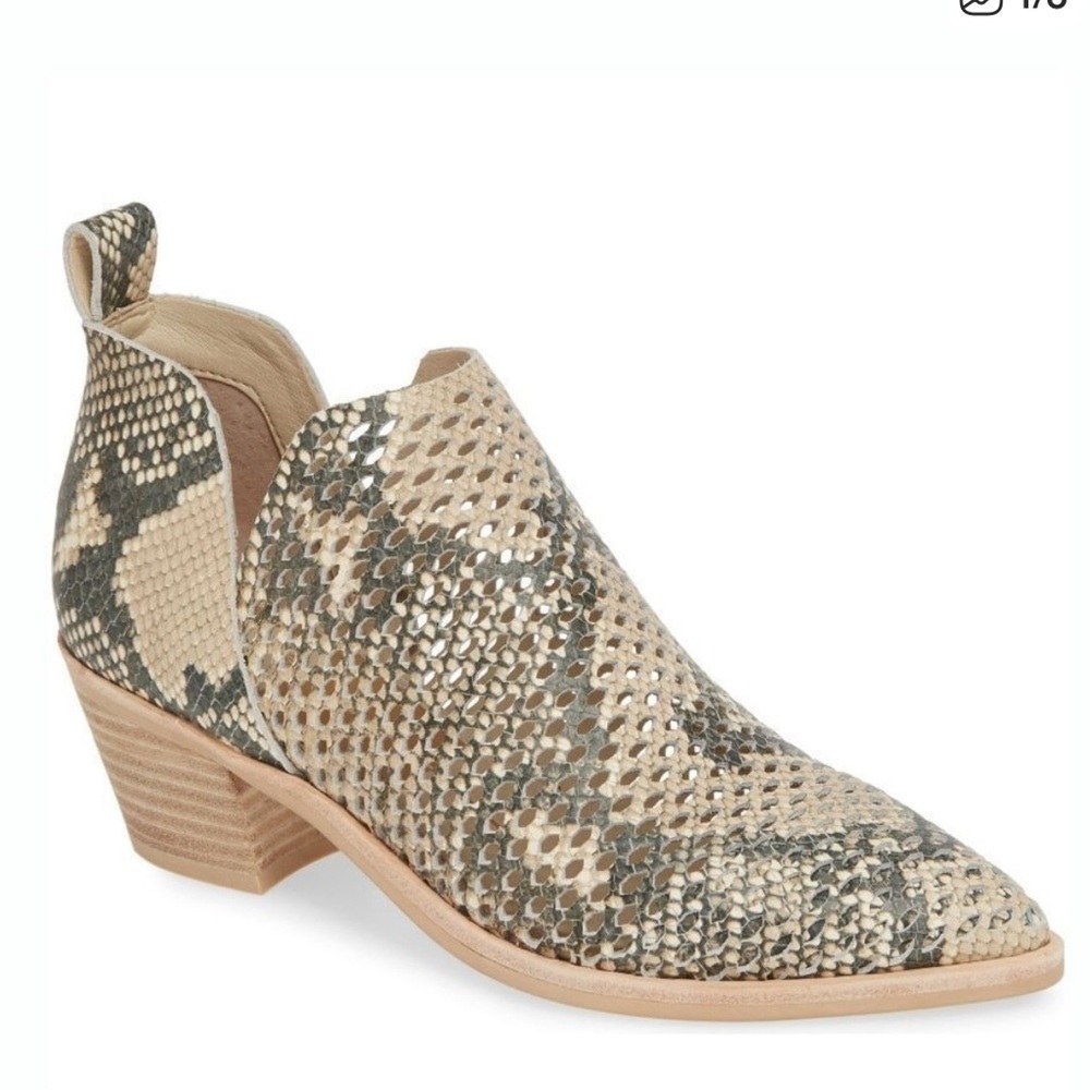 Dolce Vita Snakeskin Sher Perforated leather open side v cut Booties size 8